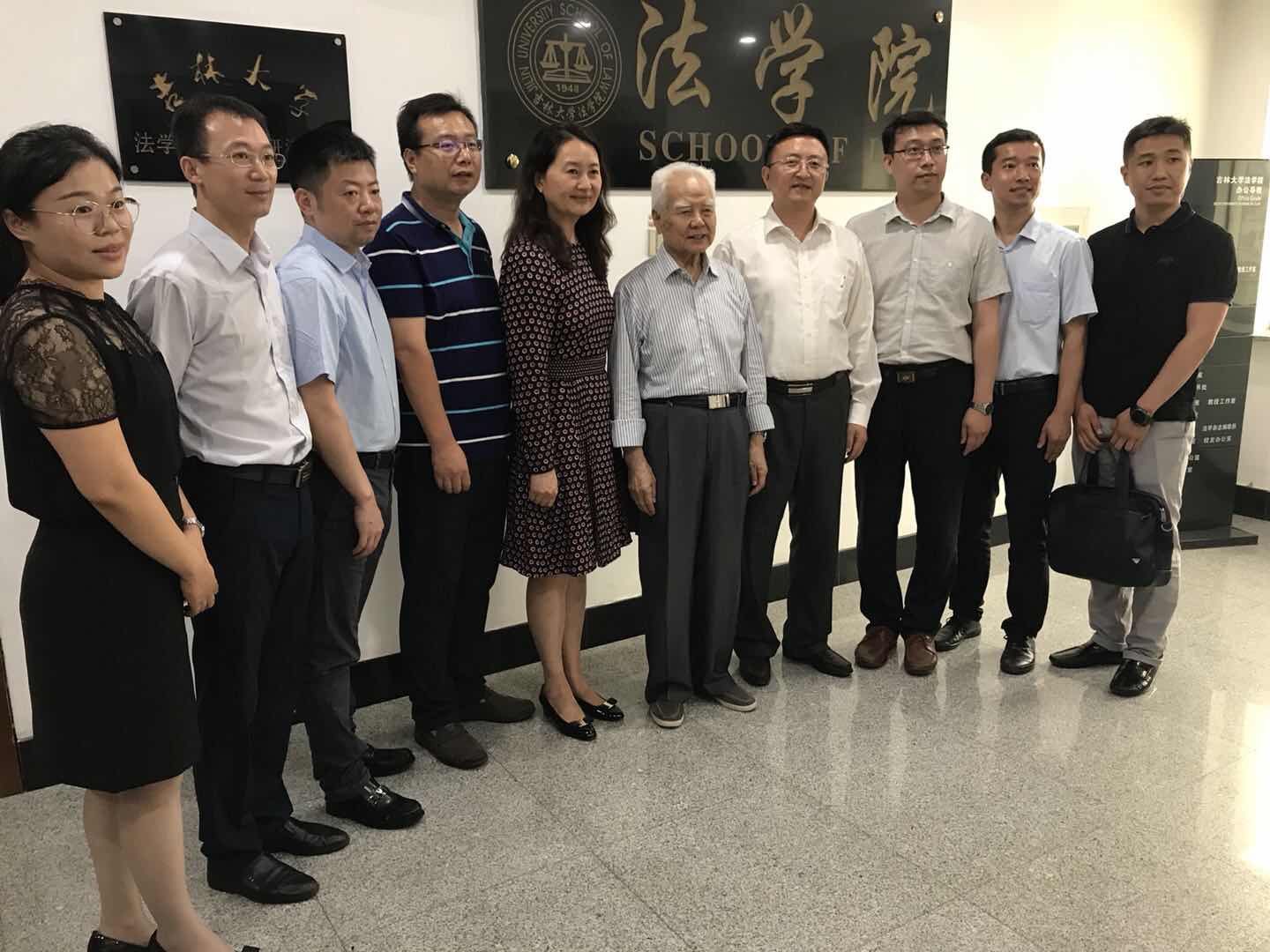 老虎机平台
